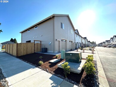 1801 SE Mulberry Ave unit 40, Dallas, OR 97338 - photo 3