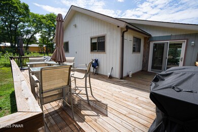 34 Glenwood Ln, the Hideout, PA 18436 - photo 4