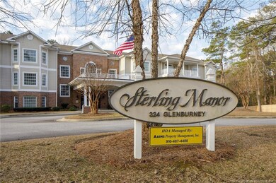 324 Glenburney Dr unit 301, Fayetteville, NC 28303 - photo 2