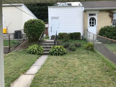 608 E Broad St, Tamaqua, PA 18252 - photo 4