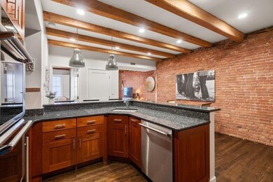 112 Fulton St unit 2A, Boston, MA 02109 - photo 4