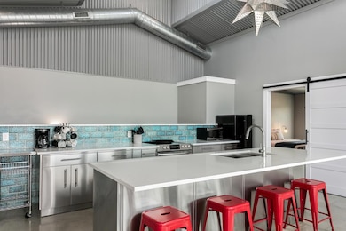 903 Eichen Strasse, Fredericksburg, TX 78624 - photo 6