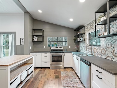 18350 NE 19th Ct, Citra, FL 32113 - photo 3