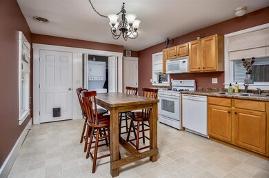 17 Sixth St, Dover, NH 03820 - photo 5
