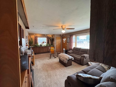 101 W 25th St, Hays, KS 67601 - photo 4