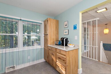 Brand New Hickory Kitchen Cabinets