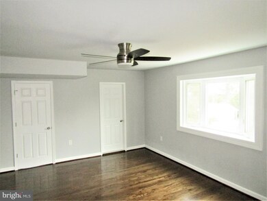 566 Forest View Rd, Linthicum Heights, MD 21090 - photo 3