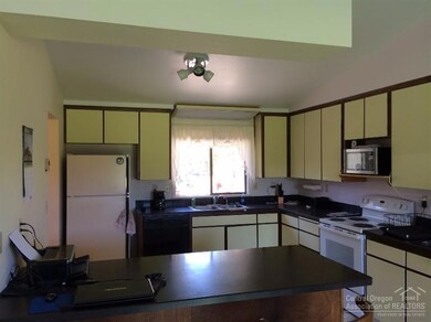 20743 Alan a Dale Ct, Bend, OR 97702 - photo 7