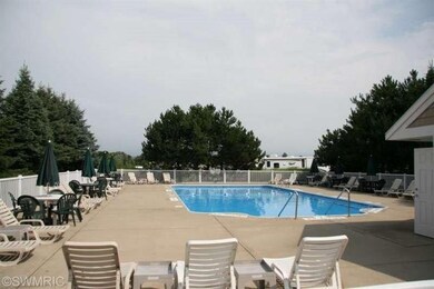 691 Braeside Dr SE unit 74, Byron Center, MI 49315 - photo 4