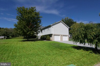 256 Creekside Way, Front Royal, VA 22630 - photo 2