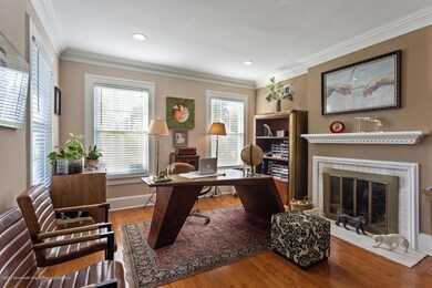 1405 Evergreen Avenue-large-030-018-Offi
