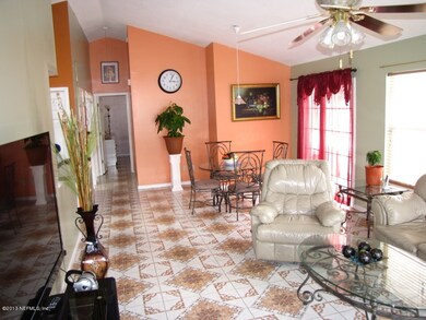 8800 Townsquare Dr S, Jacksonville, FL 32216 - photo 6