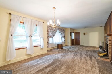 2479 Stinson Ln, Norristown, PA 19403 - photo 5