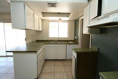 Kitchen_