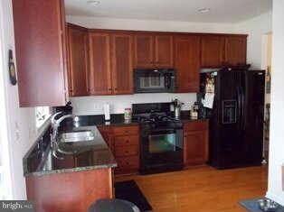 25412 South Riding Blvd, Chantilly, VA 20152 - photo 2