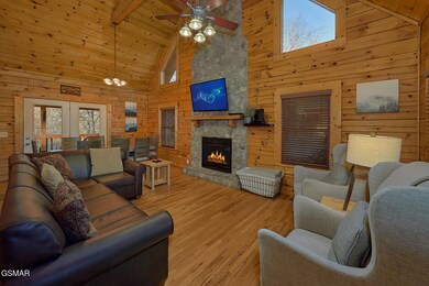 1640 Little Cabin Loop, Sevierville, TN 37862 - photo 5