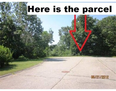 10 Clarks Hill Rd, Sutton, MA 01590 - photo 2