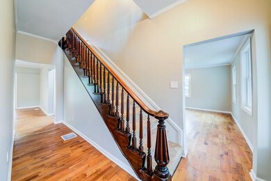 1141 Venetia Rd, Eighty Four, PA 15330 - photo 3