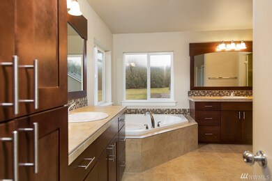 18909 Voight Meadows Rd E, Orting, WA 98360 - photo 2