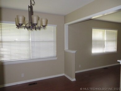 Formal Dining