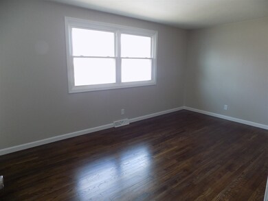 2417 Chippewa Dr, Elkhart, IN 46517 - photo 4