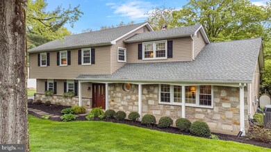 126 Glen Dr, Doylestown, PA 18901 - photo 3