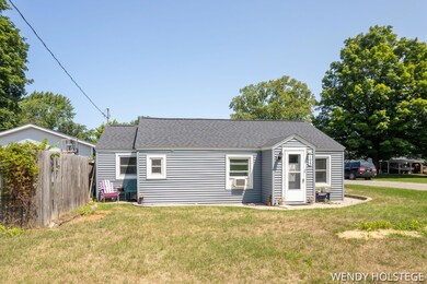 11-web-or-mls-799 W 26th St, Holland-11