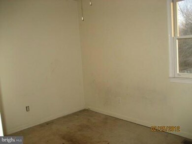 11139 Crest Ln, Bealeton, VA 22712 - photo 2