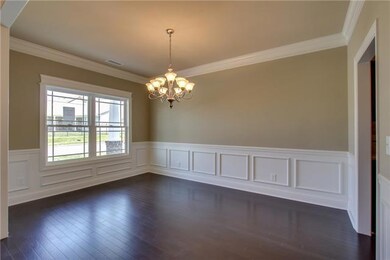 Formal Dining Room, Great for Holiday Events!!