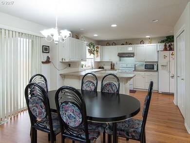 Kitchen/Nook