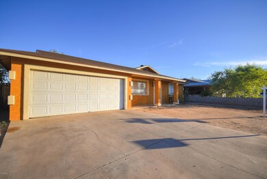 5727 W Wilshire Dr, Phoenix, AZ 85035 - photo 2