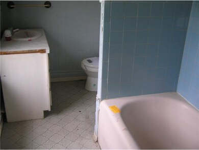 Full Bath.