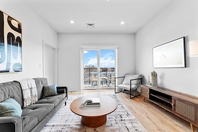 500 Talbot Ave unit 311, Boston, MA 02124 - photo 5