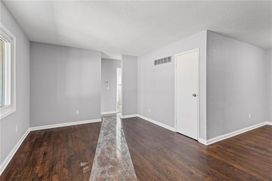 5232 N Palmer Ave, Kansas City, MO 64119 - photo 4