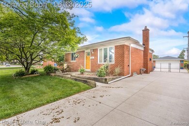 NICE newer concrete driveway!