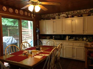 3491SElmDiningArea