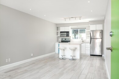 Open Concept-Living & Kitchen