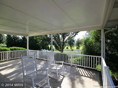 6613 Hunter Trail Way, Frederick, MD 21702 - photo 5