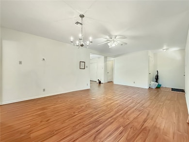 6910 Yukon Dr, Corpus Christi, TX 78412 - photo 4