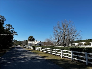 Meticulous SCAD paddocks are views upon entering T