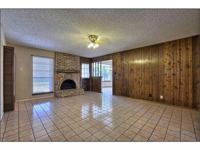 1928 Octubre Dr, El Paso, TX 79935 - photo 3