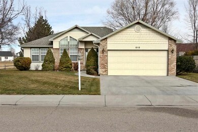 818 W Oakmont Ave, Nampa, ID 83686 - photo 2