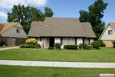Neighborhood with Sidewalks!