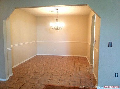 Formal Dining
