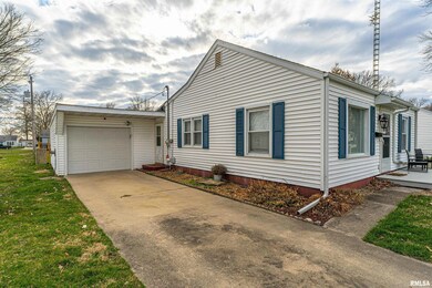 1629 Broadway St, Lincoln, IL 62656 - photo 6