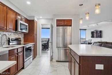 1 Claridge Dr unit 702, Verona, NJ 07044 - photo 7