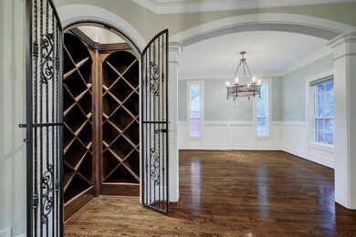 813 W 31st St, Houston, TX 77018 - photo 6