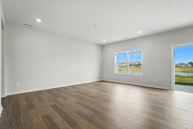 6296 Marinelli Dr S, Columbus, OH 43228 - photo 4