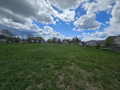 1128 W King St, Chewelah, WA 99109 - photo 2