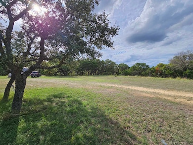 1212 Spring Rd, Pipe Creek, TX 78063 - photo 6